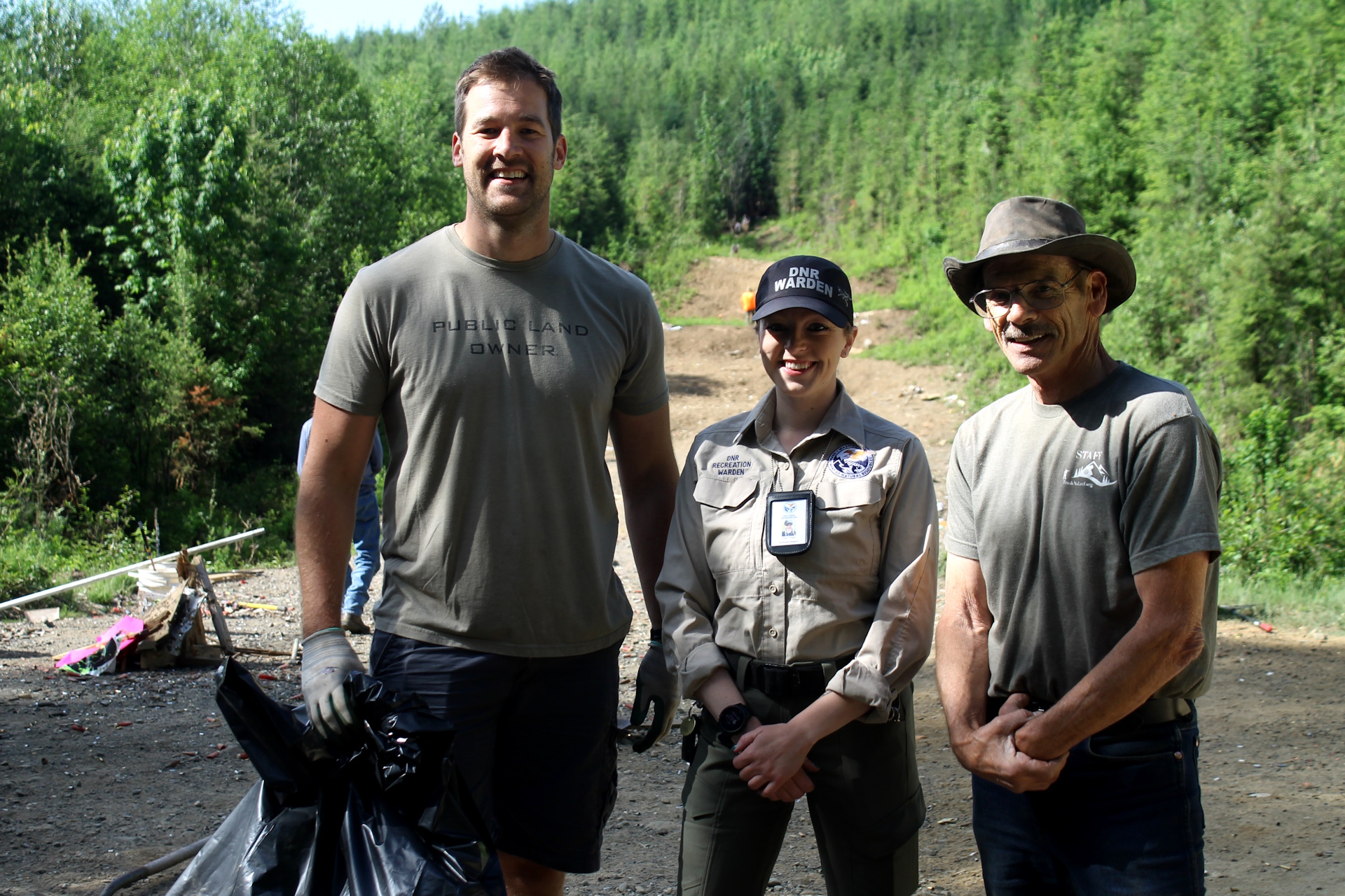 Public Land Owners Do Sunday Yardwork - Trash No Land